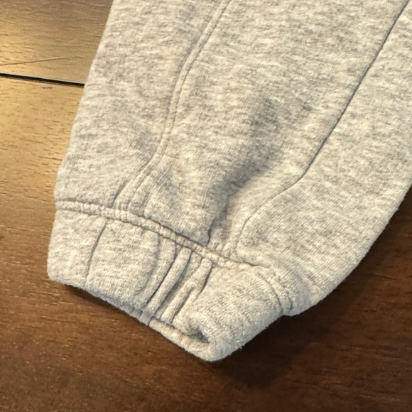 All in Motion Kids Light Gray Sweatpants - Picture 4 of 6